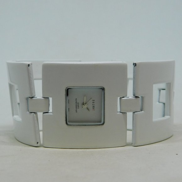 Trendz Quartz Analog Women's Watch - Picture 1 of 6
